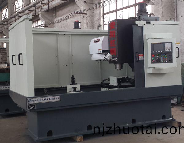 前(qian)軸鎖(suo)銷孔專用(yong)加工(gong)