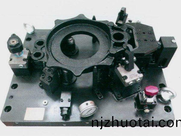 製(zhi)動(dong)器(qi)底(di)闆(ban)液壓裌(jia)具(ju)